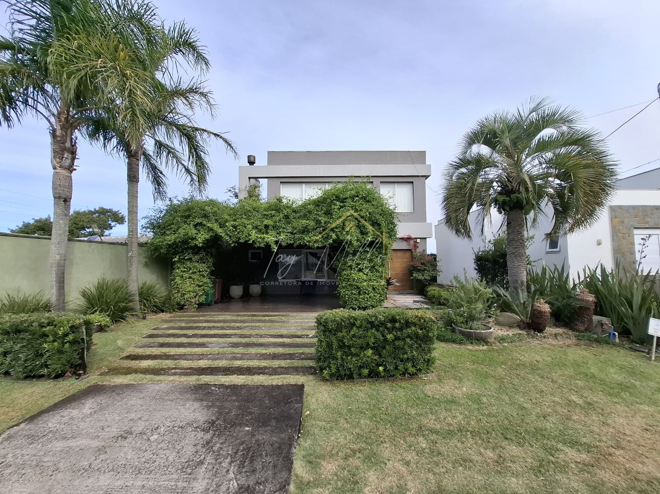 Imagem do imóvel Casa em condomínio 4 dormitórios, Rainha Do Mar em Xangri-lá referência 1813