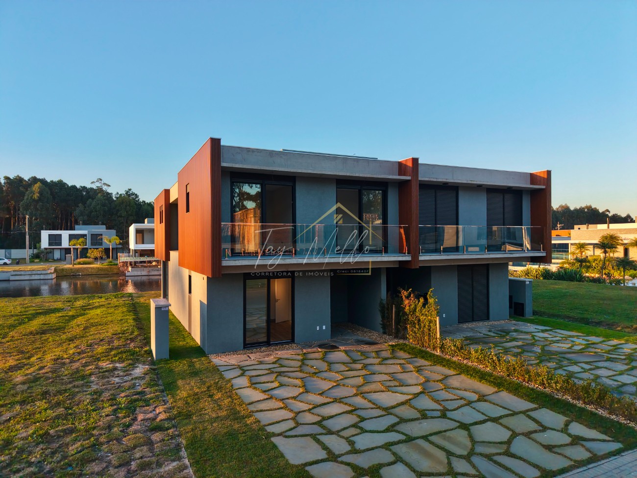 Imagem do imóvel Casa em condomínio 4 dormitórios, Atlântida  em Xangri-lá referência 2055